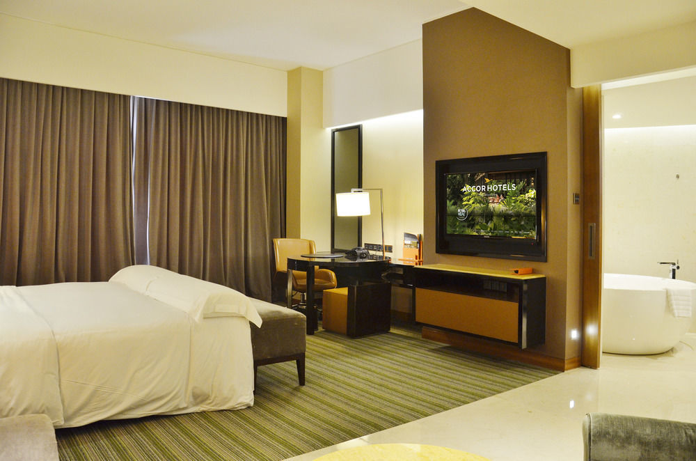 Pullman Dongguan Changan Экстерьер фото